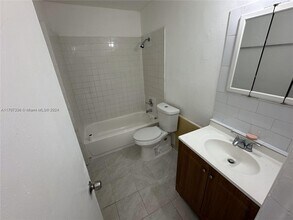 424 NW 13th St in Florida City, FL - Building Photo - Building Photo