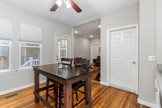 181 W 5th St, Unit 1 in Boston, MA - Building Photo - Building Photo
