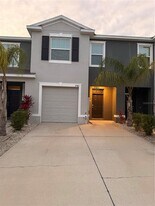 2943 Beluga Bay Dr in Odessa, FL - Building Photo