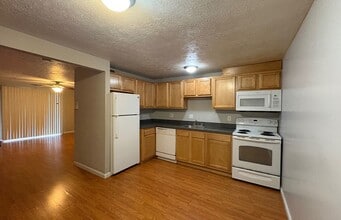 Lowell 525 in Cincinnati, OH - Building Photo - Interior Photo