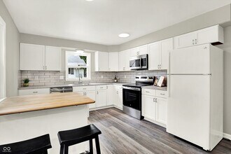 303 E 4th St in Sheridan, IN - Building Photo - Building Photo