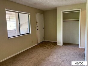 1705 Heatheridge Rd in Fort Collins, CO - Building Photo - Building Photo