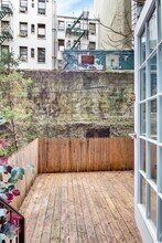 250 Mott St in New York, NY - Building Photo - Building Photo
