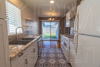 615 Garner Ln in Stockton, CA - Building Photo - Building Photo