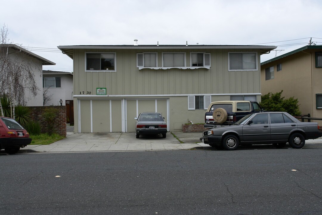 1730 S Grant St in San Mateo, CA - Building Photo