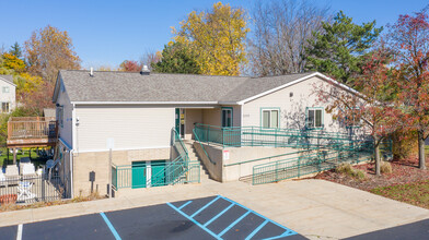 Pheasant Ridge Apartments in Kentwood, MI - Building Photo - Building Photo