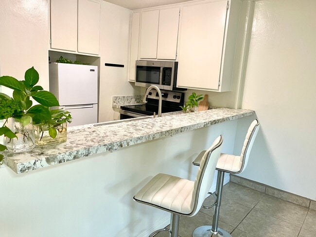 property at 1855 Diamond St