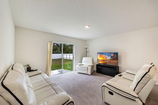 1316 Gibralter St SW in Palm Bay, FL - Building Photo - Building Photo