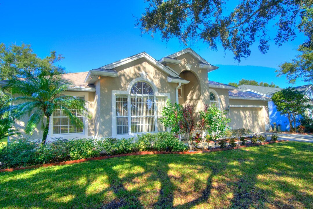 1577 Cherry Ridge Dr in Lake Mary, FL - Building Photo