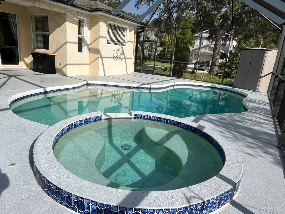 162 Bridgewater Ct in Bradenton, FL - Building Photo