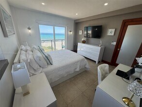 1815 N Surf Rd in Hollywood, FL - Building Photo - Building Photo