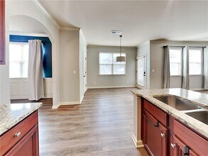 5015 Groover Dr in Smyrna, GA - Building Photo - Building Photo