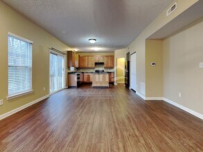 5117 Rivers Edge Blvd in Dayton, OH - Foto de edificio - Building Photo