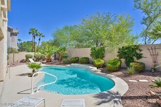 54 Ancient Hills Ln in Henderson, NV - Building Photo - Building Photo