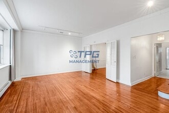 121 Bentley Ave in Jersey City, NJ - Building Photo - Building Photo