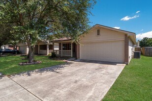 8410 Sea Rim Dr in Converse, TX - Building Photo