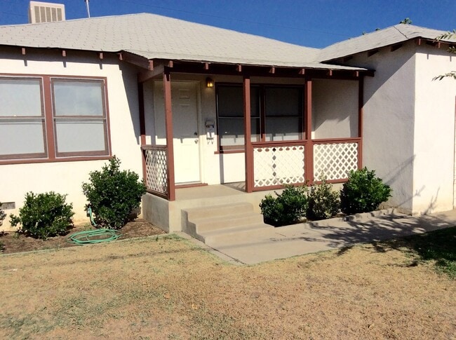 2516 Ashby St in Bakersfield, CA - Building Photo - Building Photo