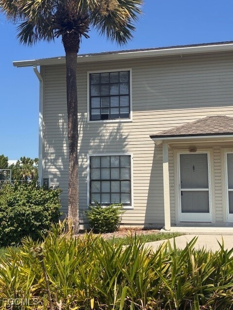 property at 17350 W Carnegie Cir