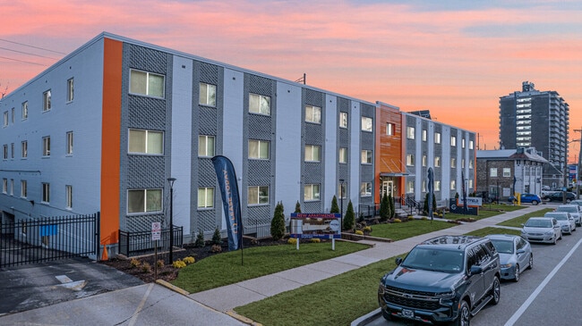 Westfield Apartments in Philadelphia, PA - Foto de edificio - Building Photo