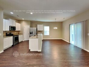 8310 Paw Valley Ln in Charlotte, NC - Building Photo - Building Photo