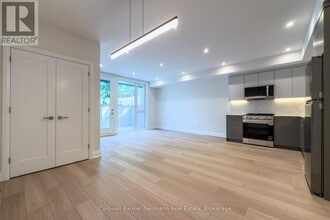 14 Stevenson St N in Guelph, ON - Building Photo - Building Photo