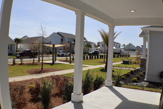 1712 Sweet Pea Ct in Panama City, FL - Building Photo - Building Photo