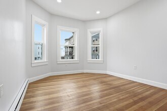 53 Woodford St, Unit 1 in Boston, MA - Building Photo - Building Photo