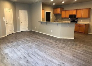 1203 Preston Trails in Wolfforth, TX - Building Photo - Building Photo