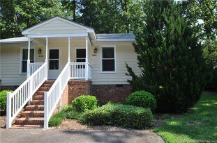 6104 Deerwood Pl in Raleigh, NC - Building Photo