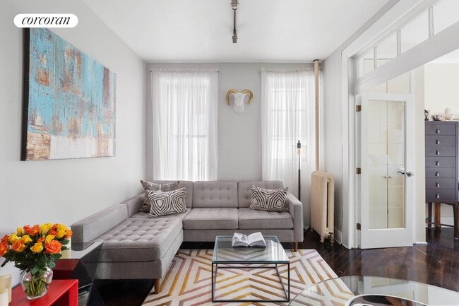 property at 254 W 25th St