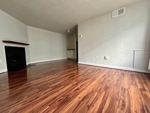 2602 Tunlaw Rd NW in Washington, DC - Building Photo - Building Photo