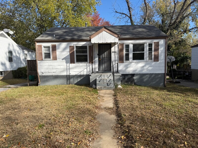 10112 Cloverdale Dr in St. Louis, MO - Foto de edificio