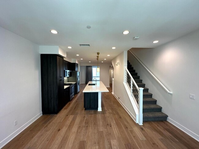 2931 W Exposition Pl in Los Angeles, CA - Building Photo - Building Photo