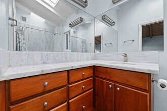 425 Neptune Ave in Encinitas, CA - Building Photo - Building Photo