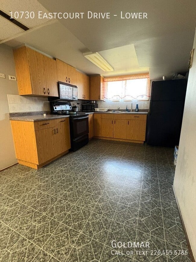 property at 10730 Eastcourt Dr