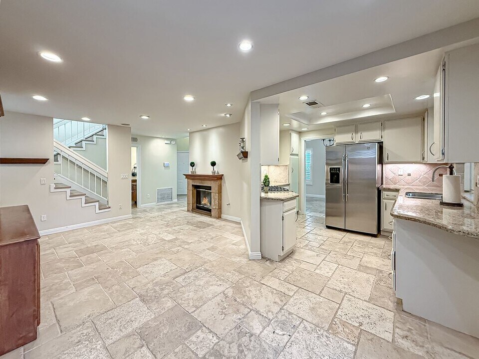 4128 Arroyo Willow Ln in Agoura Hills, CA - Building Photo
