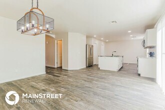 8473 W Riley Rd in Tolleson, AZ - Building Photo - Building Photo