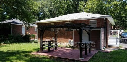 1533 Alder Ln SW in Atlanta, GA - Building Photo - Building Photo
