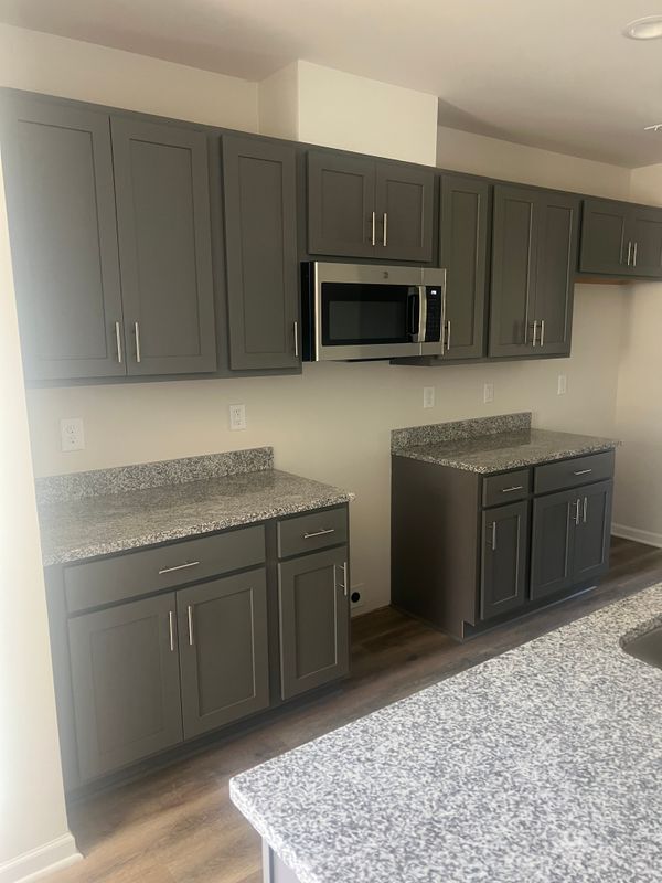922 Holland Ave in Charlotte, NC - Building Photo - Building Photo