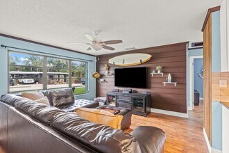 1880 Kathy Ln in North Palm Beach, FL - Building Photo - Building Photo