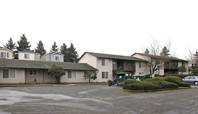 County Squire Apartments in Portland, OR - Foto de edificio - Building Photo