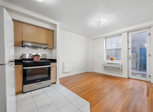 144-38-138 35th Ave in Queens, NY - Building Photo - Building Photo