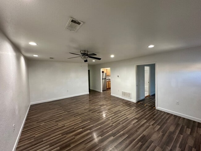 511 W Luckey St in Carlsbad, NM - Building Photo - Building Photo