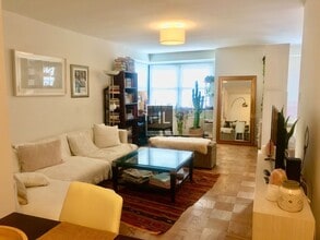 E 16 ST in New York, NY - Building Photo - Building Photo