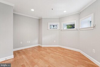 1740 18th St NW in Washington, DC - Building Photo - Building Photo