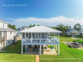 6293 Pontiac Dr in Kiln, MS - Building Photo