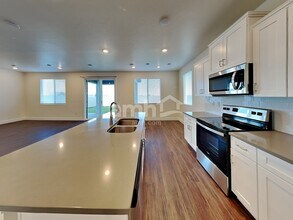 4065 N Keklik Ave in Meridian, ID - Building Photo - Building Photo