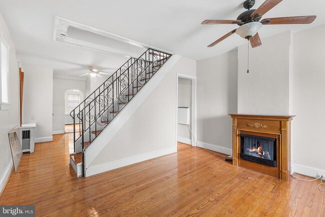 property at 345 W Mt Pleasant Ave