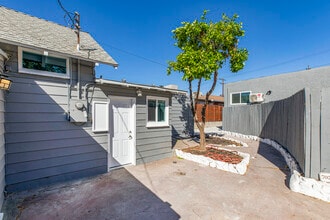 7020 Greeley St in Tujunga, CA - Building Photo - Building Photo