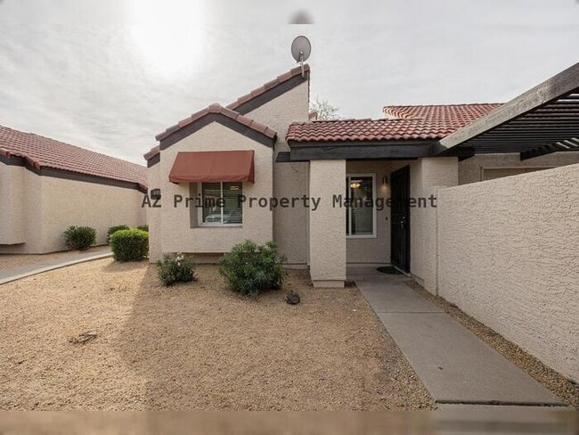 2127 E 10th St in Tempe, AZ - Foto de edificio - Building Photo